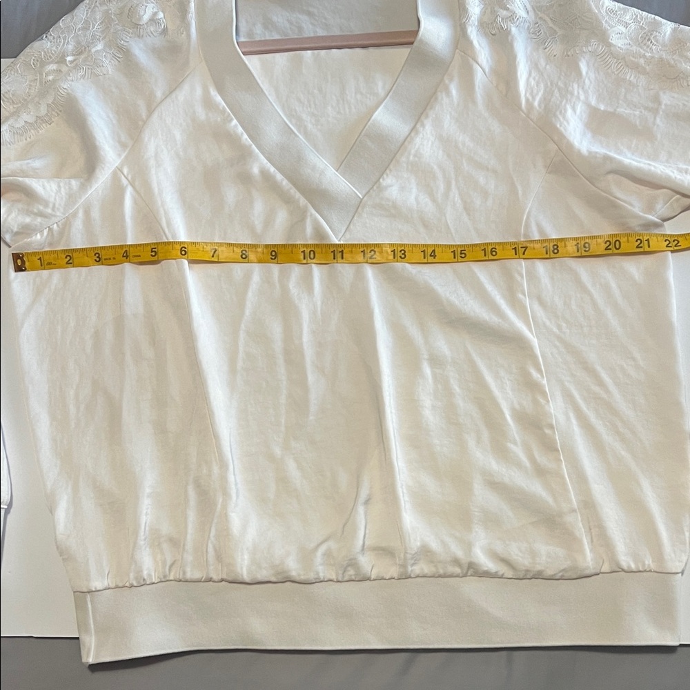 Express Cream V-Neck Blouse with Lace Detail - Picture 8 of 11